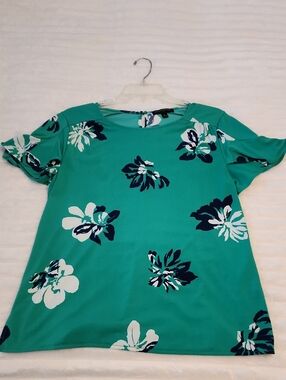 Banana Republic Ruffle Sleeve Blouse